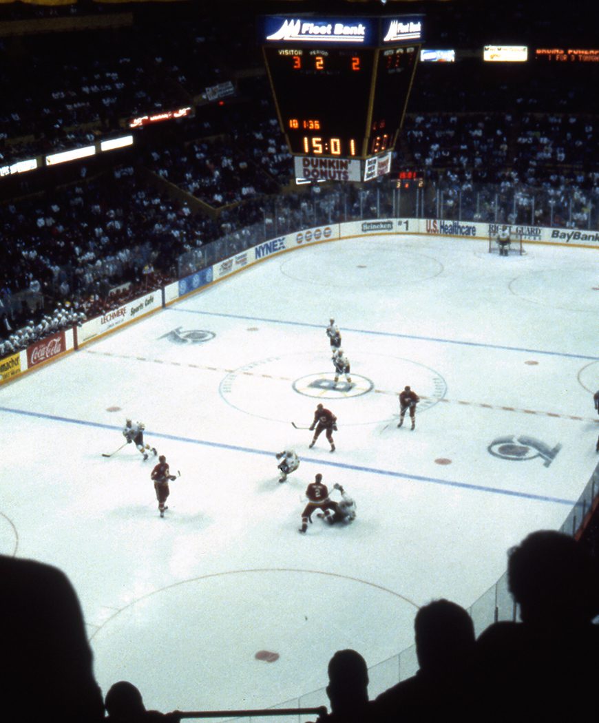 030 Sports Journal Photos & Trophies