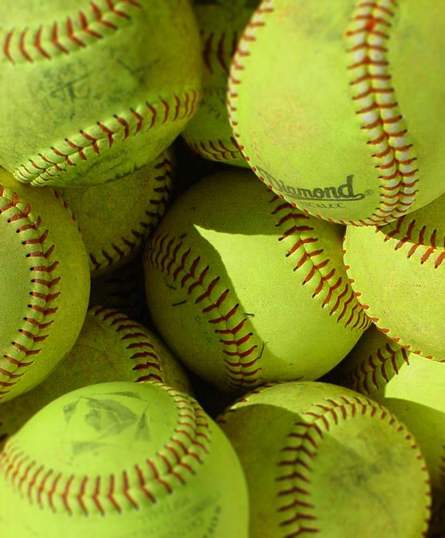 058 Sports Journal Photos & Trophies